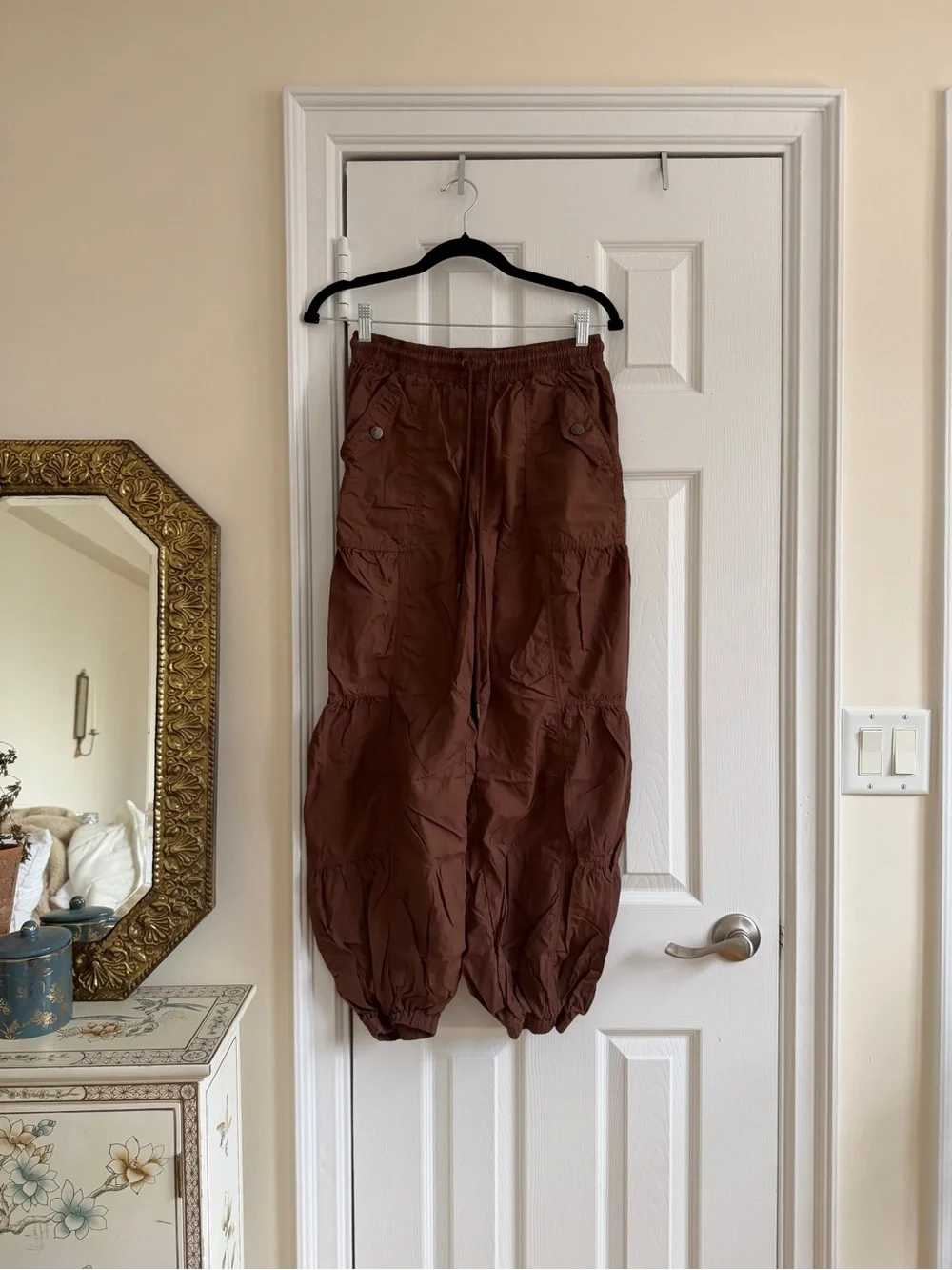 Free People Set Me free cargo joggers pants, small - Picture 4 of 7